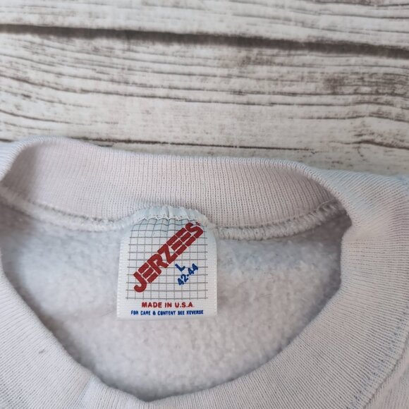 Vintage Jerzees Orca Graphic Sweatshirt White Animal Print USA Made – Unisex L - Picture 4 of 9